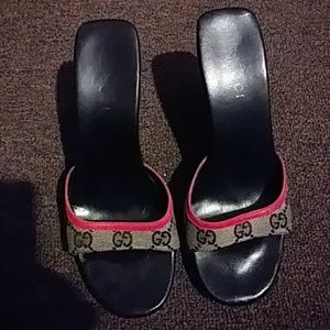 Gucci Wedges. Size 7
